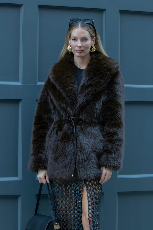 Comment bien choisir une veste tendance selon son style ORISWEAR