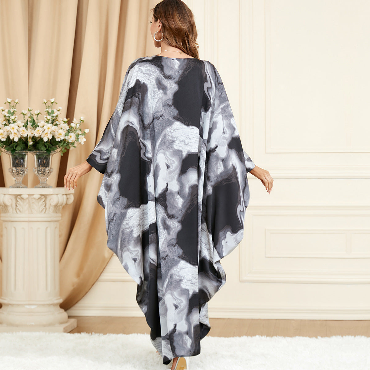 Ombres Élégantes – Robe Caftan à Imprimé Marbré ORIS WEAR