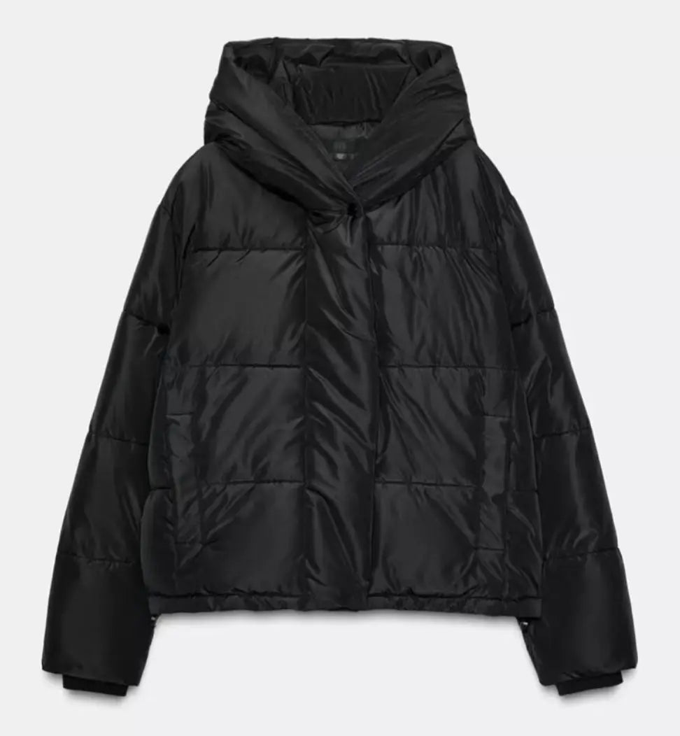 Doudoune courte matelassée à capuche . ORIS WEAR