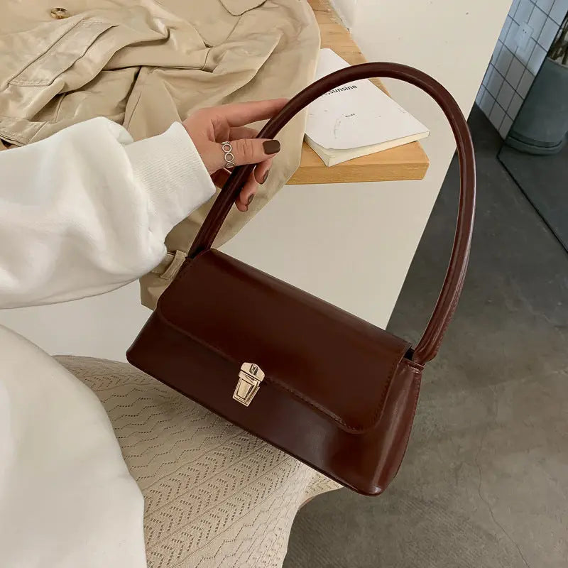 Sac baguette minimaliste – Fermoir chic et ligne épurée ORIS WEAR