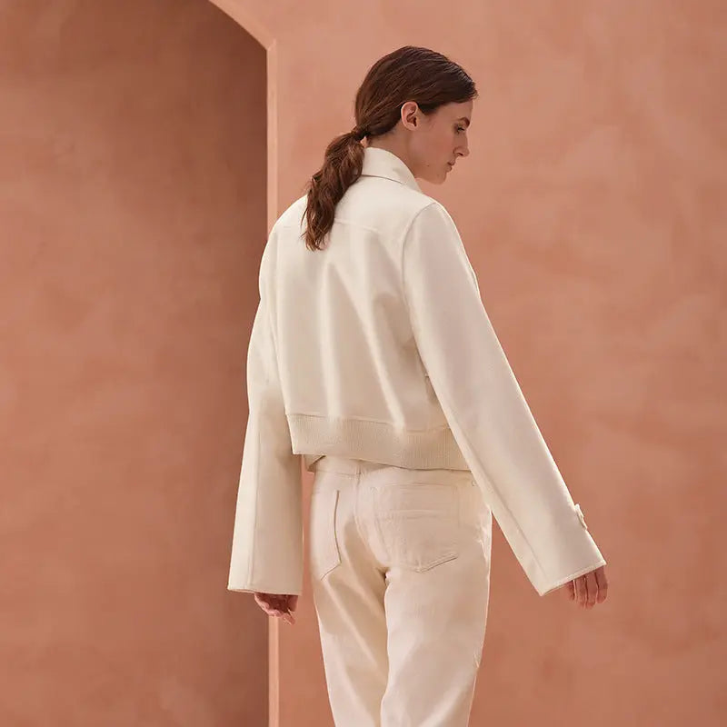 Veste Femme Courte en Cuir de Mouton – Style Rétro Élégant, Blanc Crème ORIS WEAR