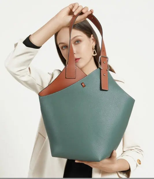 Mode femme élégante noin — ORIS WEAR