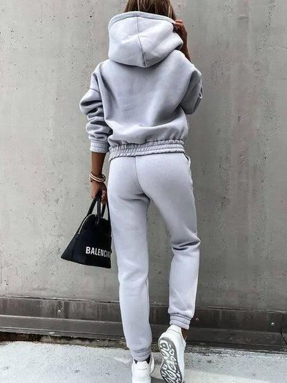 Ensemble Sport Femme à Capuche – Confort et Style au Quotidien ORIS WEAR