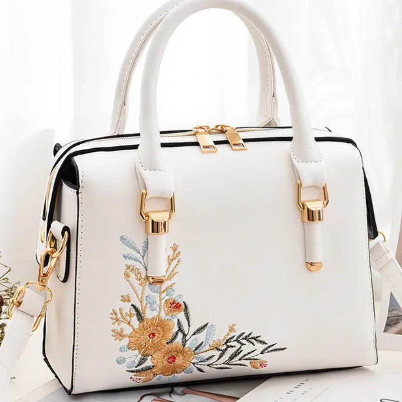 Mode femme fleurie beige — ORIS WEAR