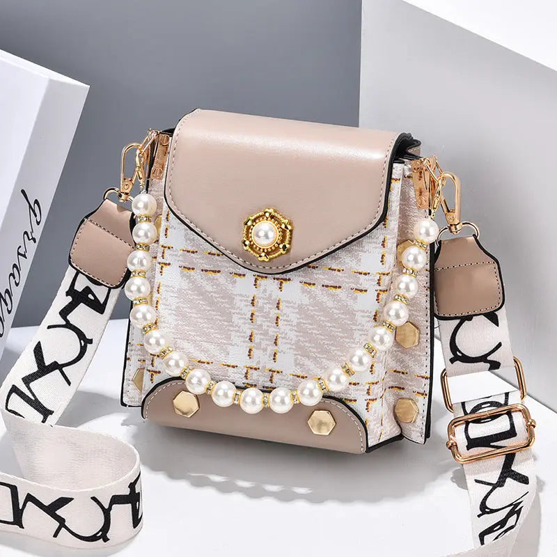 BellaPearl – Élégance en perles pour vos sorties d'été ORIS WEAR