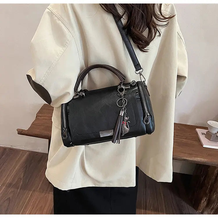 Sac bandoulière matelassé – Chaîne dorée et élégance urbaine ORIS WEAR