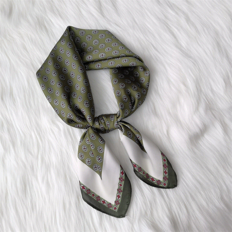 Foulard "L'Essence du Luxe" ORIS WEAR