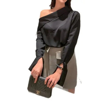 Chemise femme unie à épaules dénudées, boutonnée. ORIS WEAR