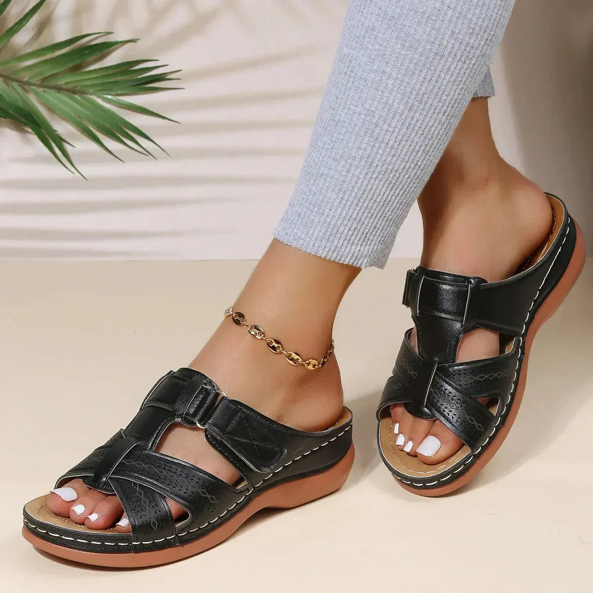 Mode femme élégante noir — ORIS WEAR