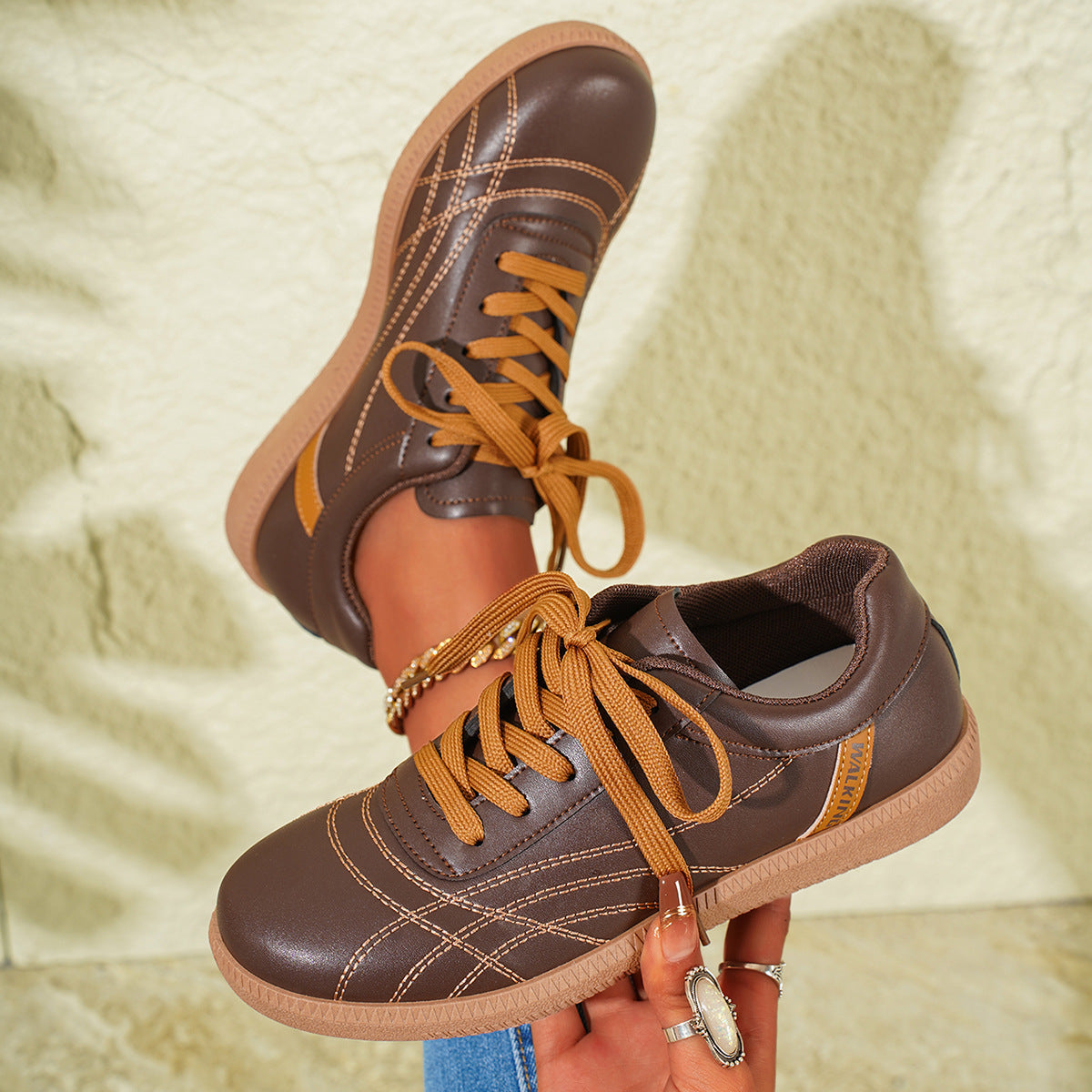 Baskets rétro à lacets ORIS WEAR