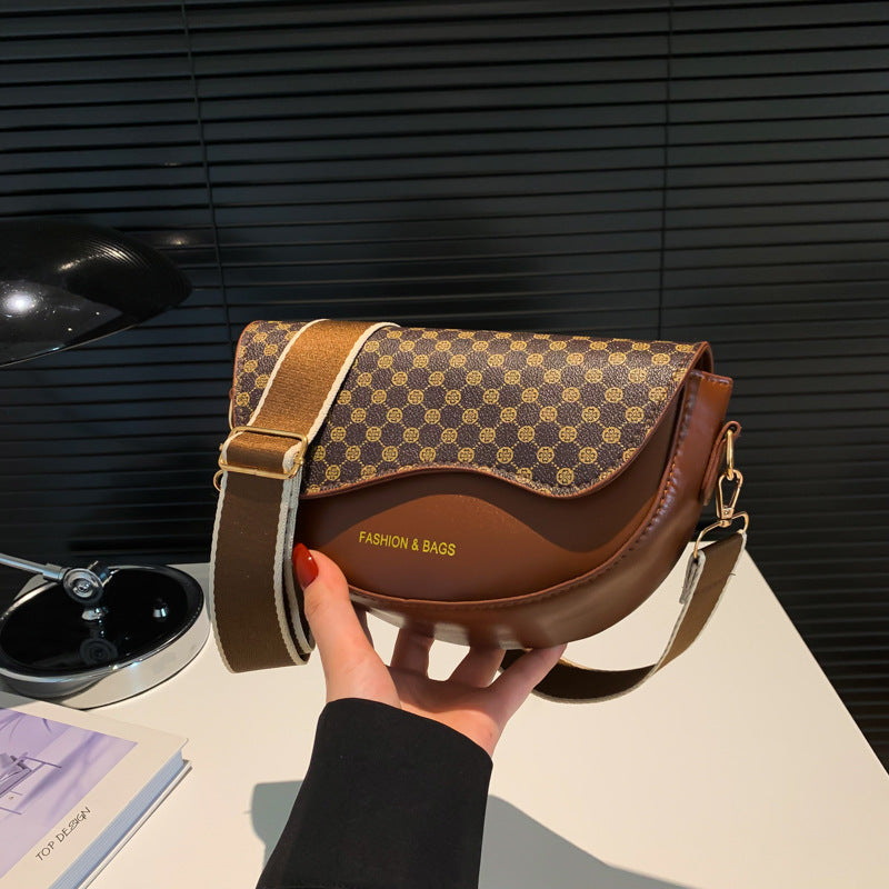Mode femme élégante clover black — ORIS WEAR