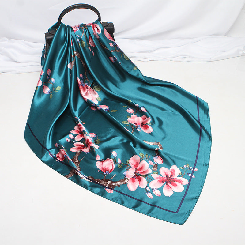 Foulard "Élégance Florale" en Soie ORIS WEAR