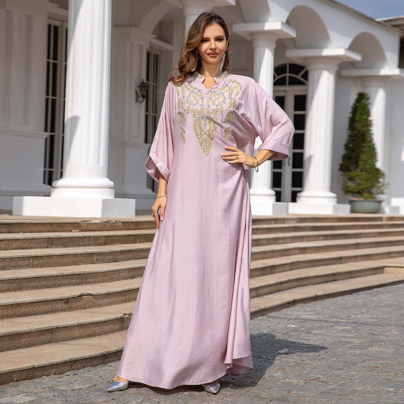 Robe brodée ORIS WEAR