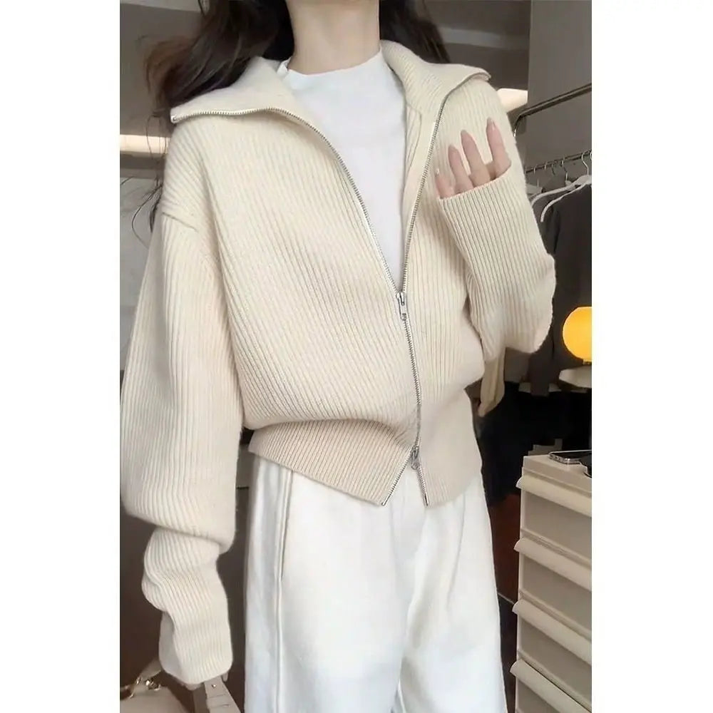 Cardigan zippé femme à col à revers. ORIS WEAR