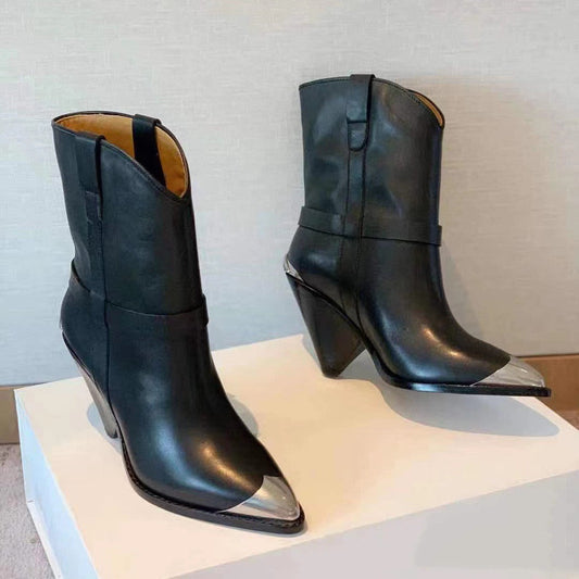 Mode femme élégante black — ORIS WEAR