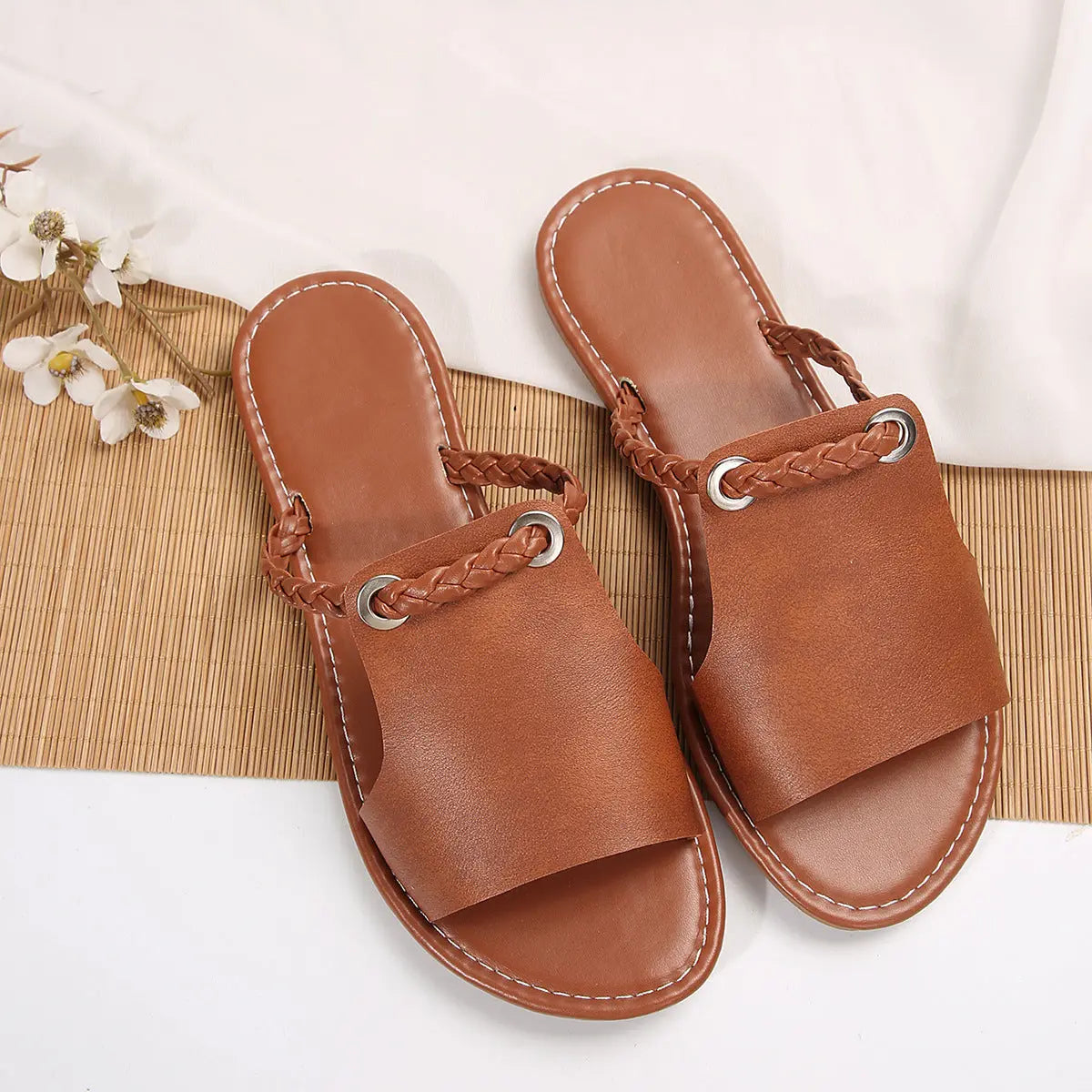 Claquettes Tressées Simples et Élégantes ORIS WEAR