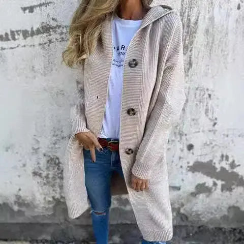 Cardigan Tricoté Mi-Long Gris Clair – Élégance et Douceur ORIS WEAR