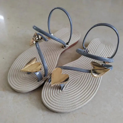 Sandales plates cœurs métalliques – Esprit romantique d’été ORIS WEAR