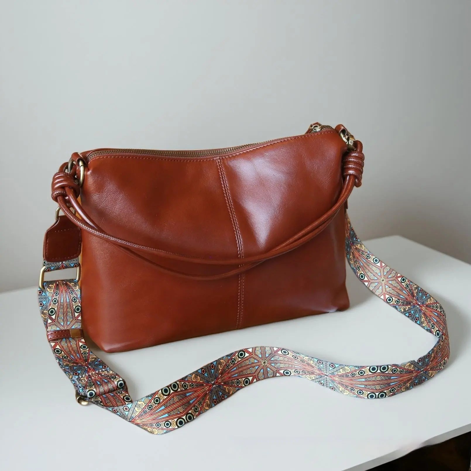 Sac Hobo Effet Laqué Brillant Souple ORIS WEAR