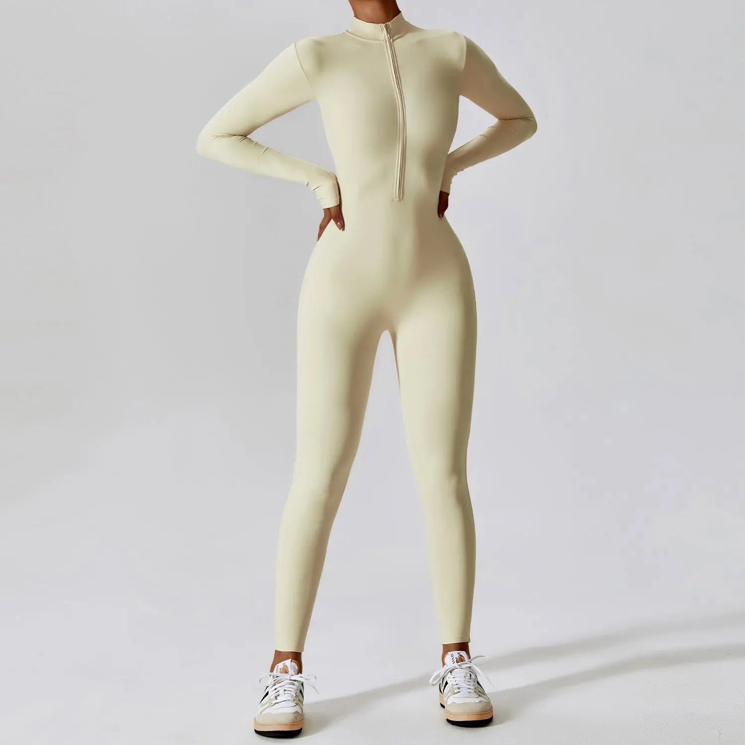 Best Combinaison Sportive Élégante – Confort et Style pour l’Activité ORIS WEAR