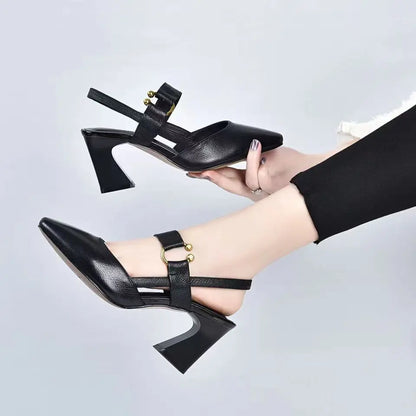 Mode femme en chiffon noir — ORIS WEAR