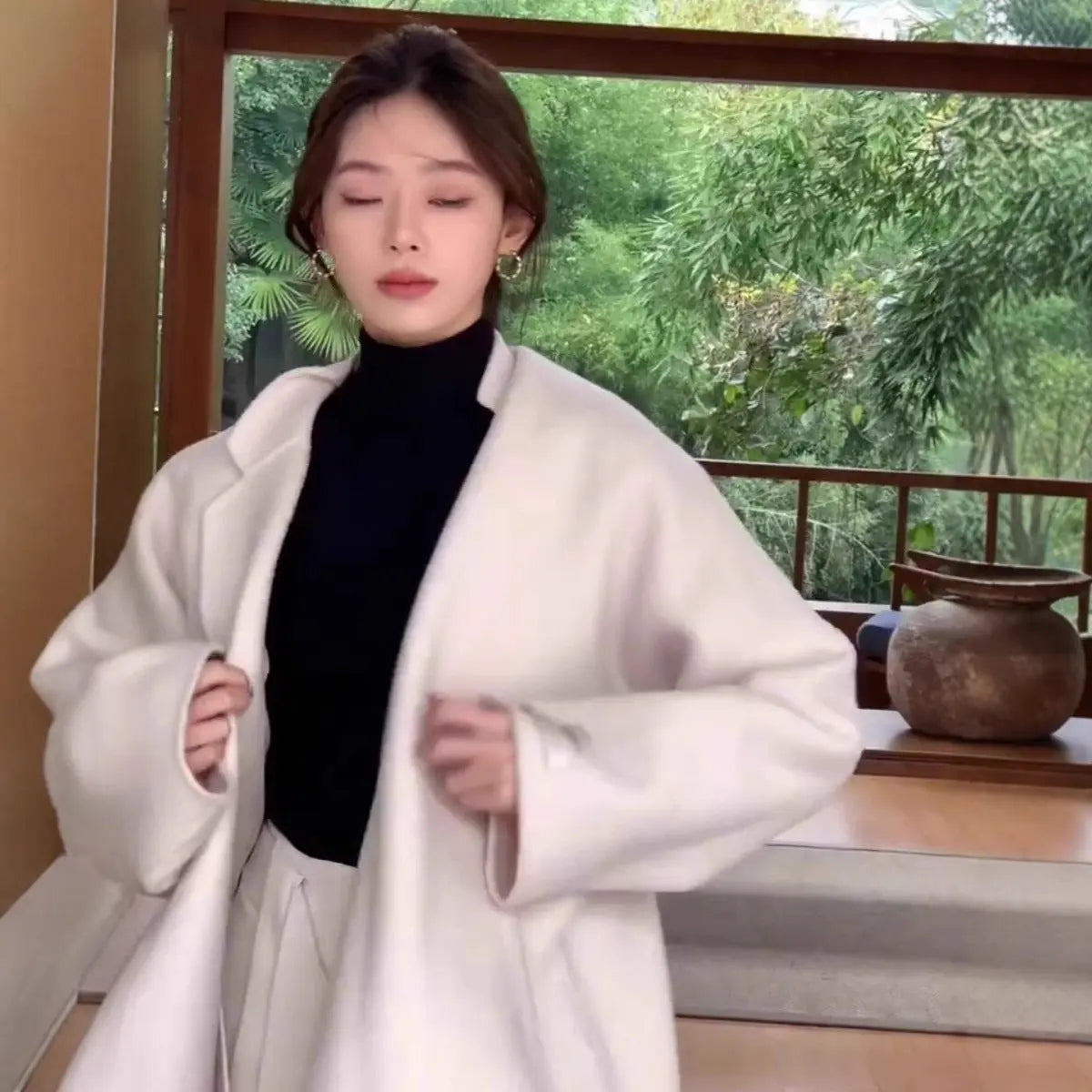 Haut Femme basic à Manches Bouffantes et Col Montant ORIS WEAR