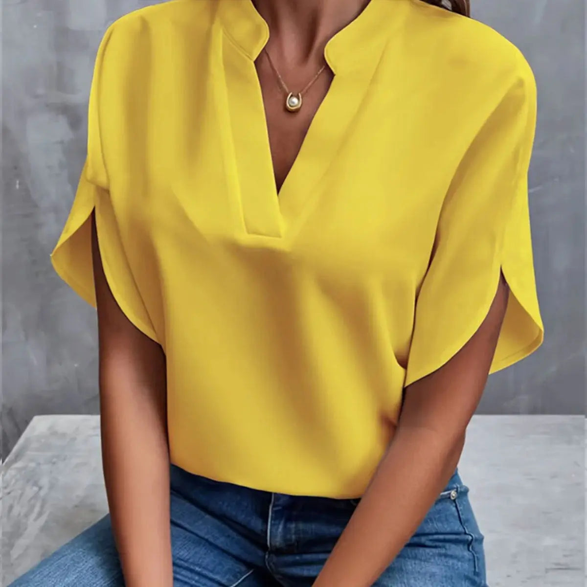 Blouse Fluide en Chiffon à Col V ORIS WEAR