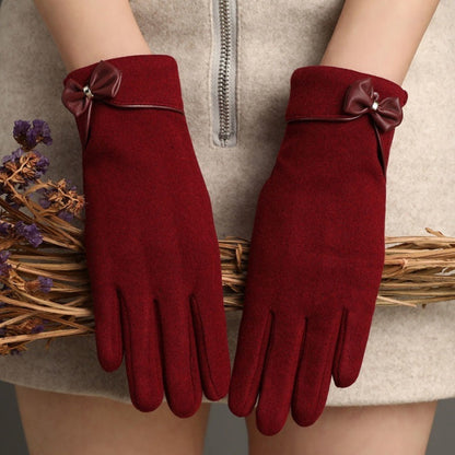 Mode femme élégante rouge — ORIS WEAR