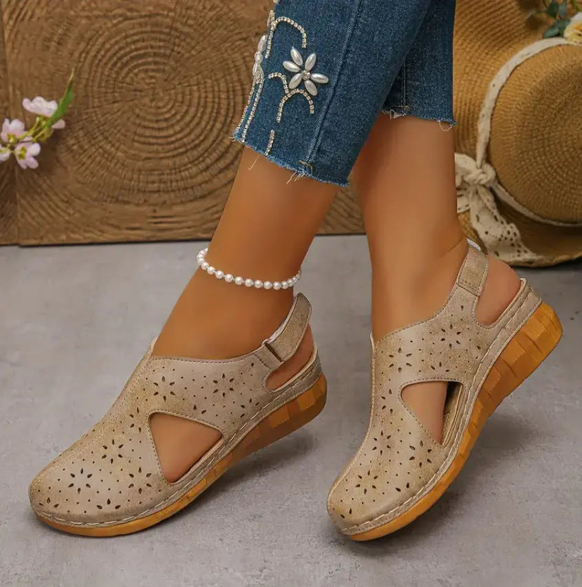 Mules Ouvertes à Brides Ajourées ORIS WEAR