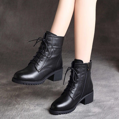 Bottes courtes à talons épais en cuir souple et velours ORIS WEAR