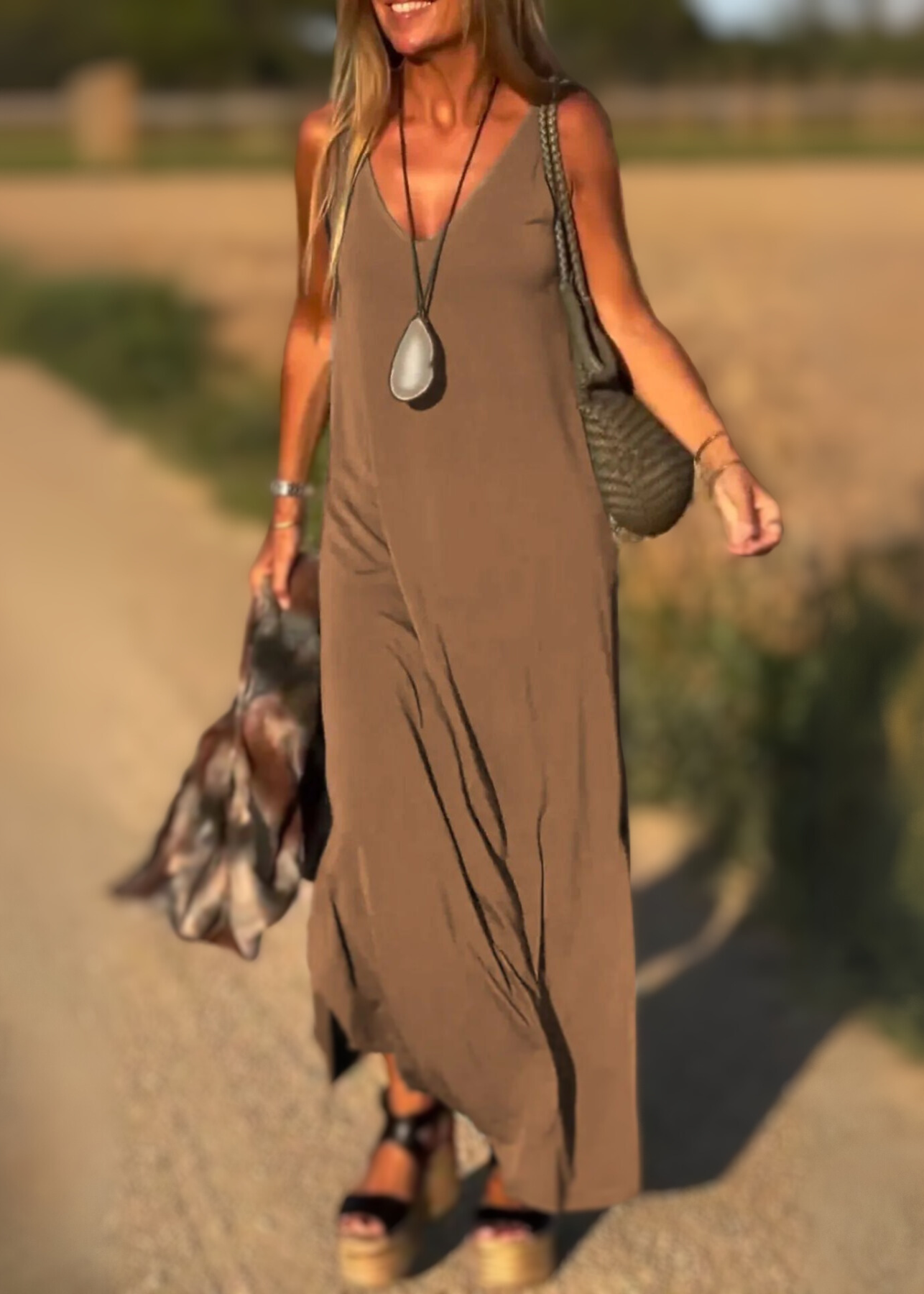 Robe Tendance V-neck Raffinée ORIS WEAR
