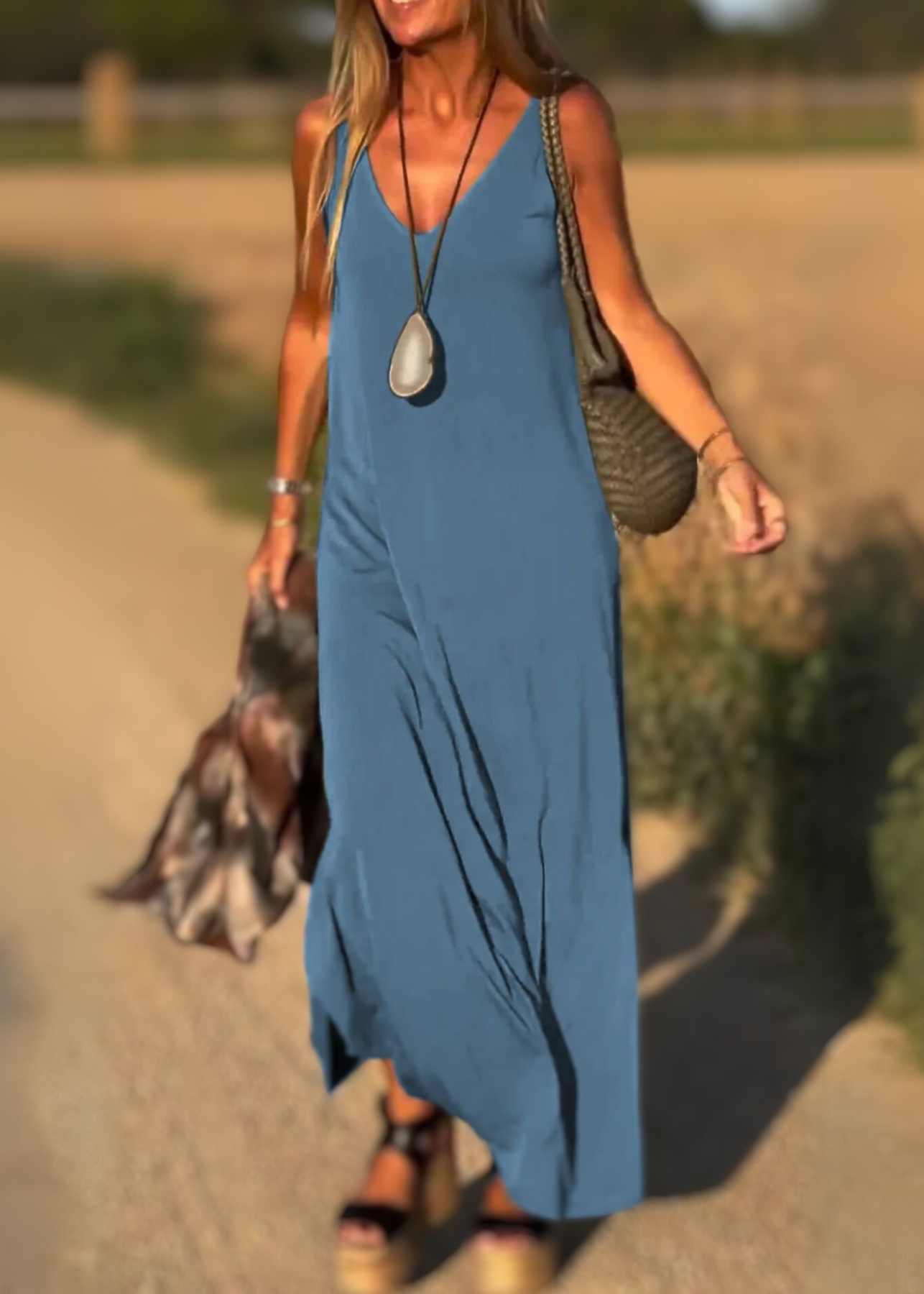 Robe Tendance V-neck Raffinée ORIS WEAR