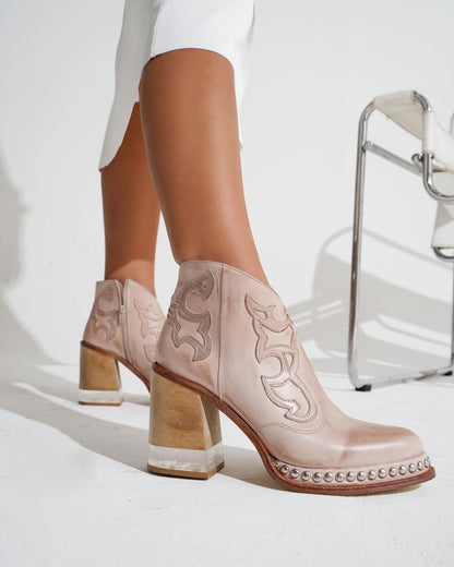 Tanus Spirit – Bottines Sculptées à Talon Carré & Charme Sauvage ORIS WEAR
