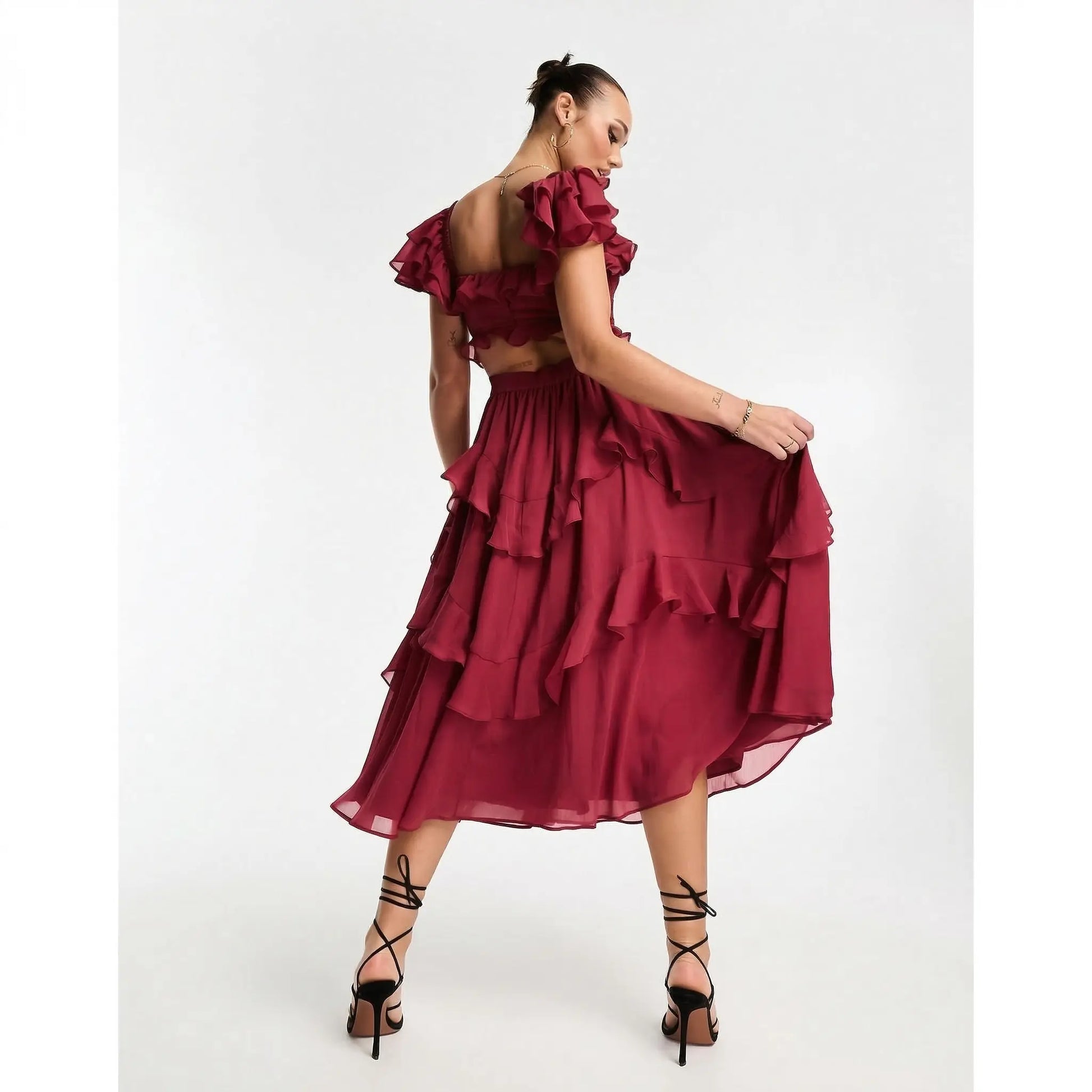 Robe longue rouge à volants élégante ORIS WEAR