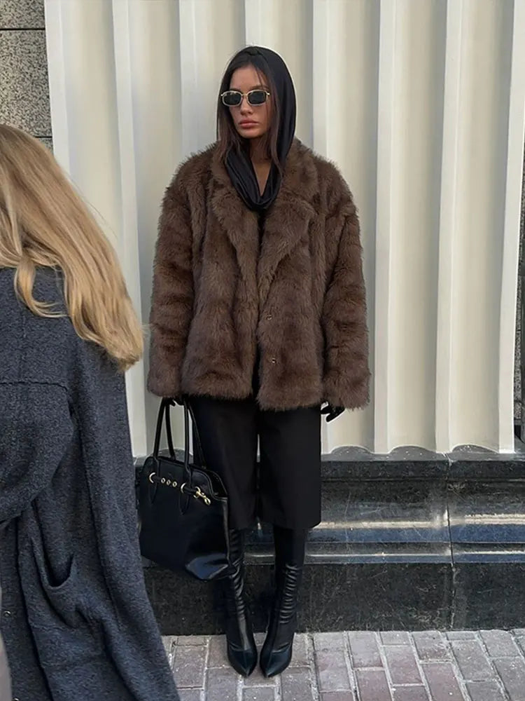 Élégance Hivernale Féminine– Hiver 2025 ORIS WEAR