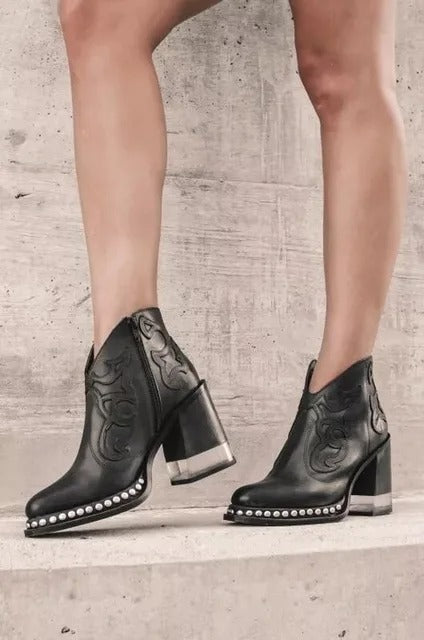 Tanus Spirit – Bottines Sculptées à Talon Carré & Charme Sauvage ORIS WEAR