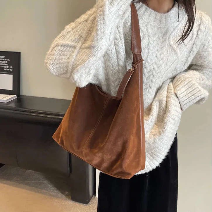 Louise - Sac à main en daim