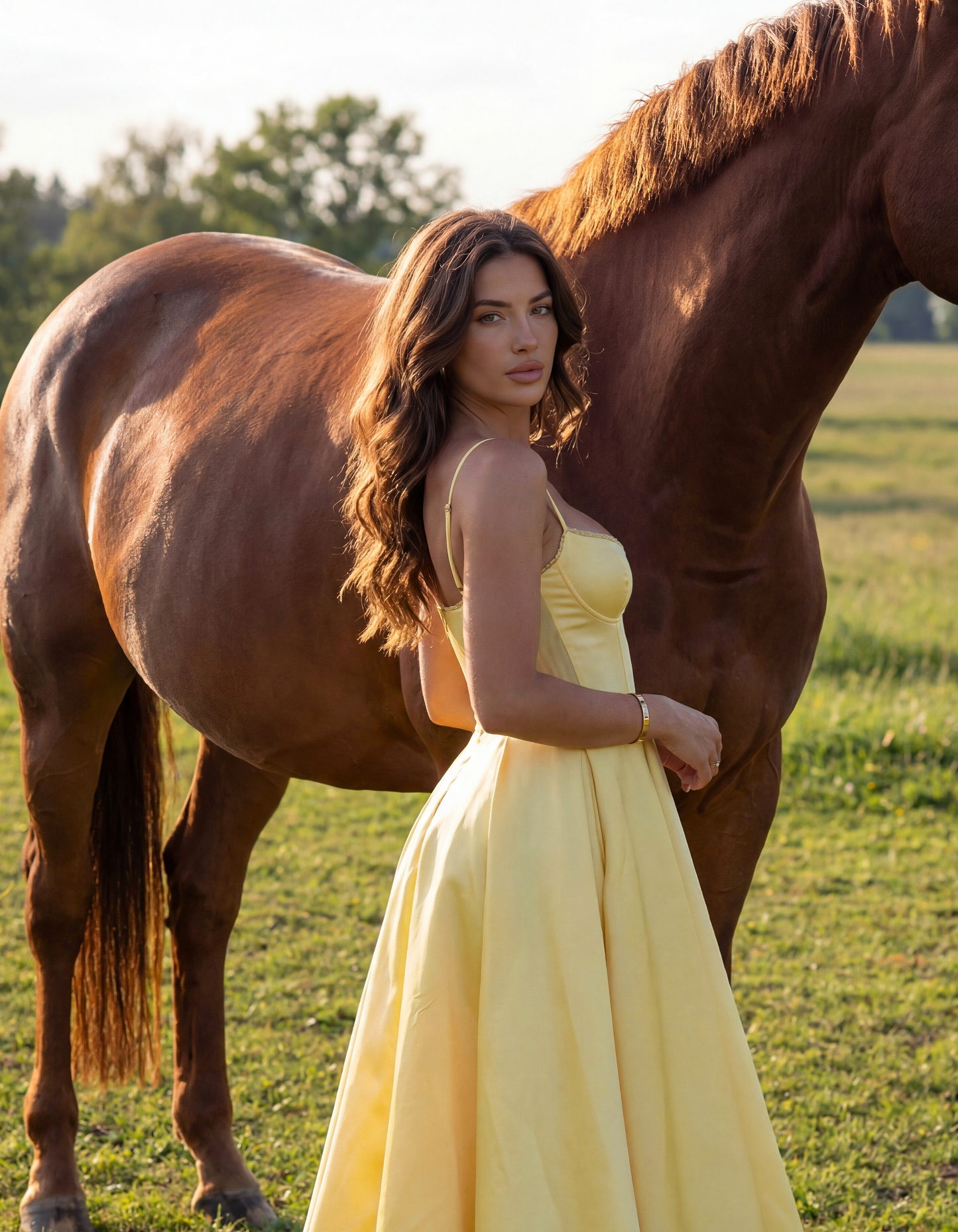 Seren | Robe Midi Élégante A Ligne Corset Invitées de Mariage Celeste London