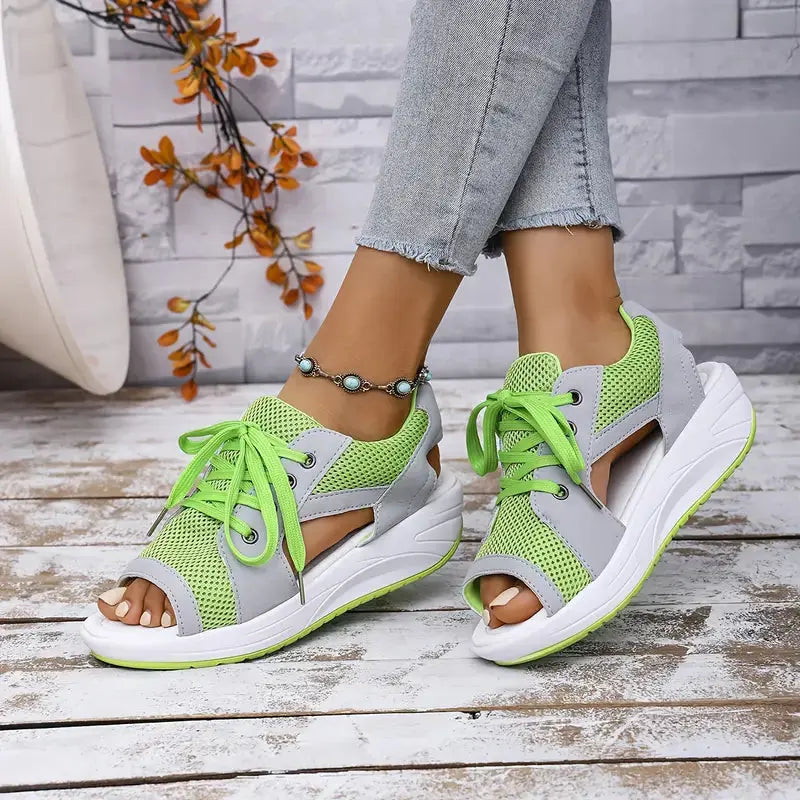 Sarena – Style sportif, touche légère ORIS WEAR