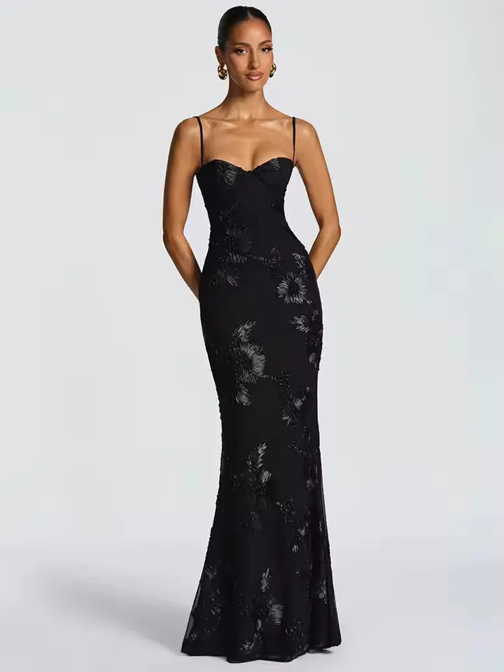 Mélia | Robe de bal longue à fines bretelles et broderies florales ORIS WEAR