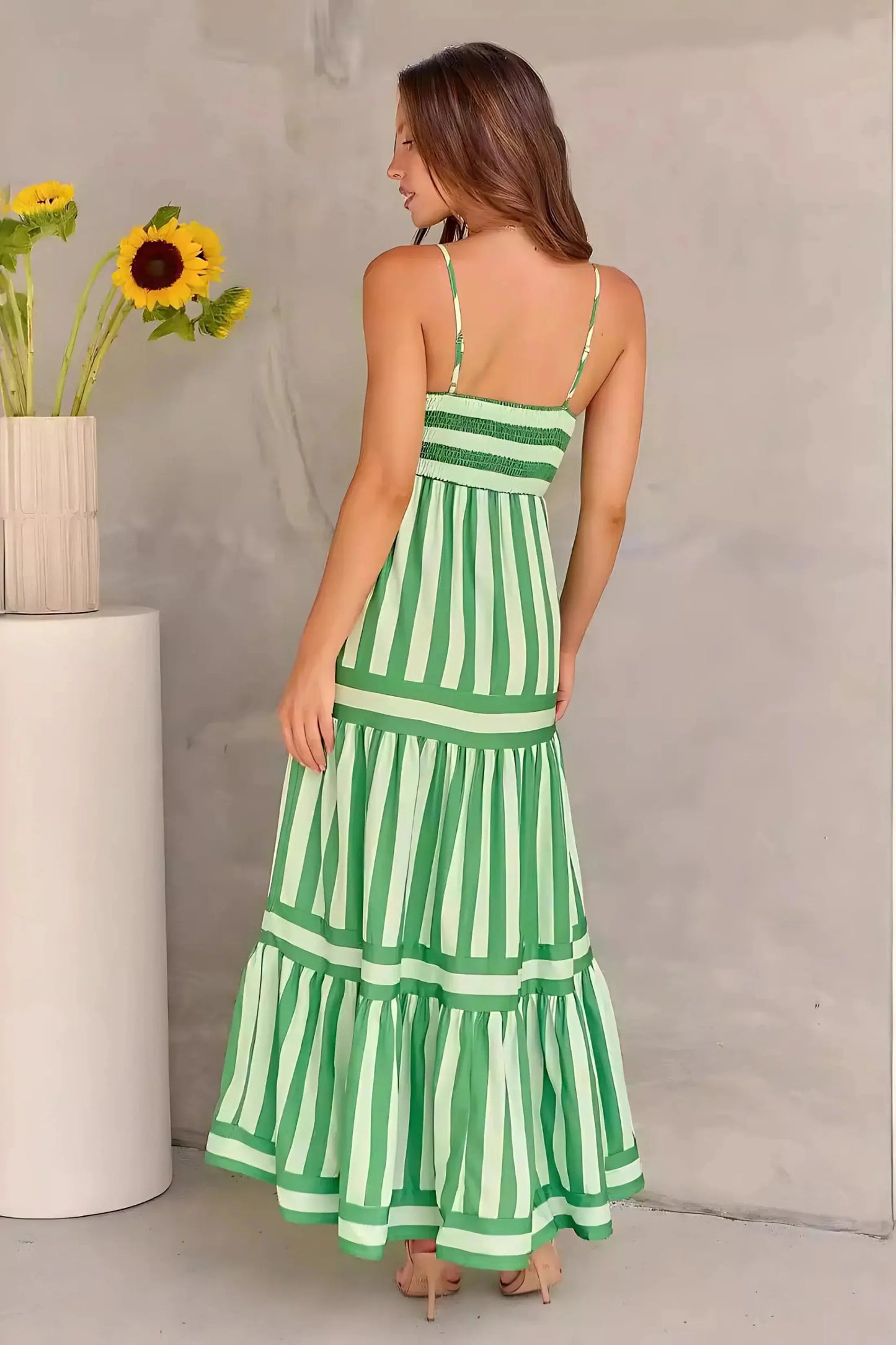 Avada | Robe d’été rayée élégante à bretelles avec poches ORIS WEAR