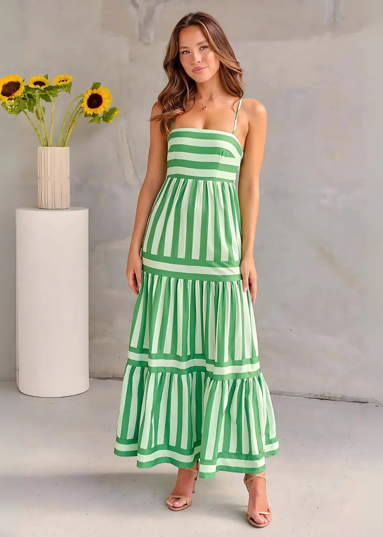 Avada | Robe d’été rayée élégante à bretelles avec poches ORIS WEAR