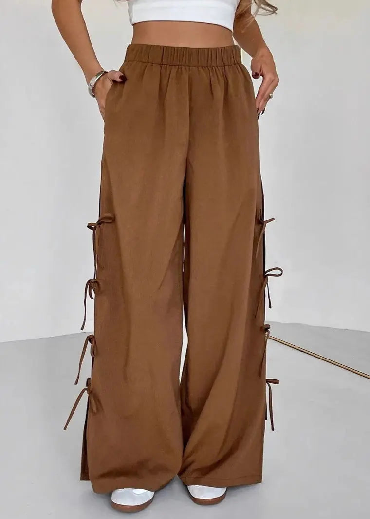 Mode femme élégante brun — ORIS WEAR