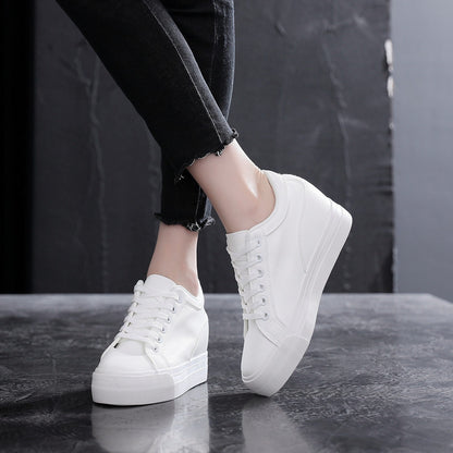 Mode femme élégante white — ORIS WEAR