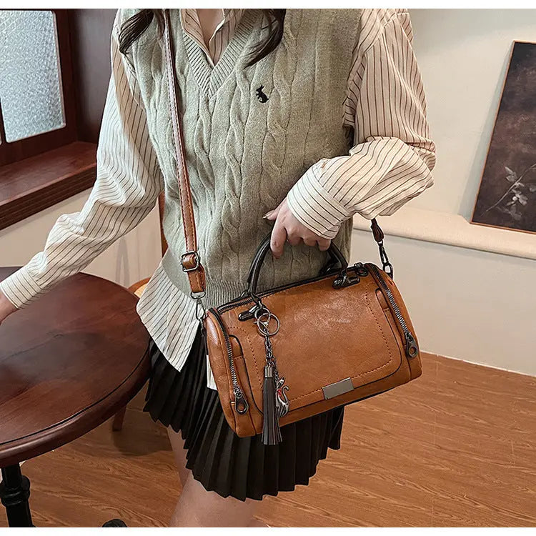 Sac bandoulière matelassé – Chaîne dorée et élégance urbaine ORIS WEAR