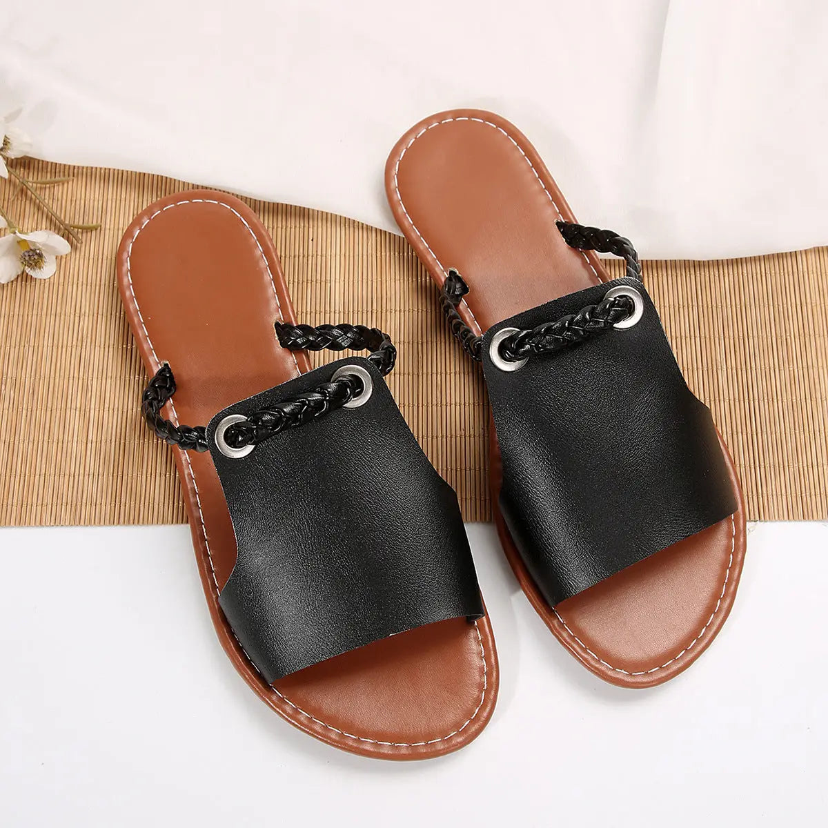 Claquettes Tressées Simples et Élégantes ORIS WEAR