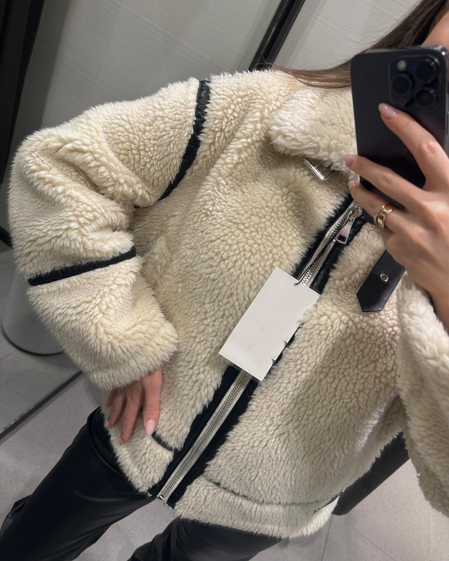 Manteau Margo Élégance en Laine d'Agneau ORIS WEAR