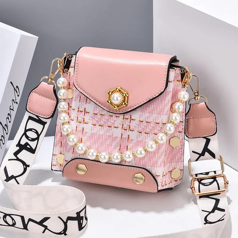 BellaPearl – Élégance en perles pour vos sorties d'été ORIS WEAR