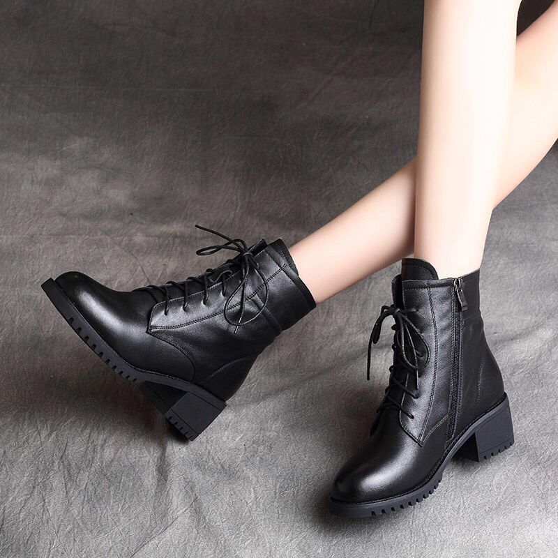 Bottes courtes à talons épais en cuir souple et velours ORIS WEAR