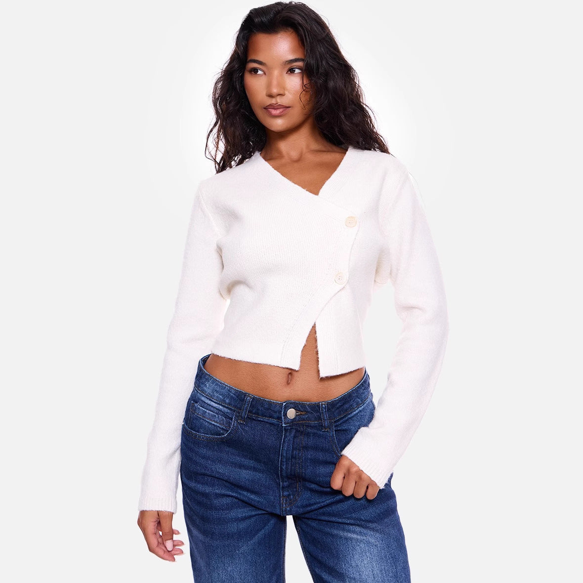 Cardigan femme à boutons – Élégance et polyvalence ORIS WEAR